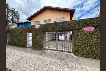Casa à venda com 491m², 4 quartos e 6 vagasFachada