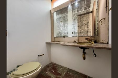 Casa à venda com 491m², 4 quartos e 6 vagasLavabo