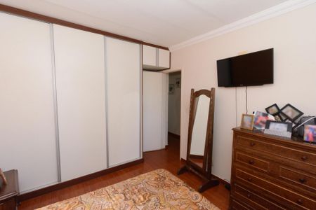 Apartamento à venda com 155m², 5 quartos e 1 vagaQuarto 2