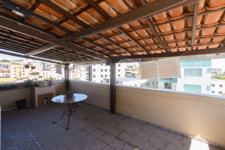 Apartamento à venda com 155m², 5 quartos e 1 vagaÁrea de Serviço