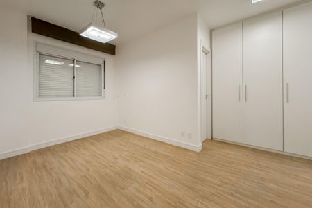 Apartamento à venda com 66m², 2 quartos e 2 vagas Apartamento à venda com 66m², 2 quartos e 2 vagasSuíte