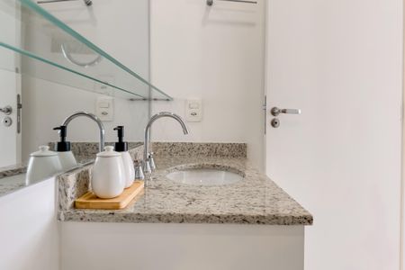 Apartamento à venda com 66m², 2 quartos e 2 vagas Apartamento à venda com 66m², 2 quartos e 2 vagasBanheiro Social