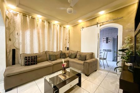 Sala de casa para alugar com 2 quartos, 200m² em Parque Sao Luis, São Paulo