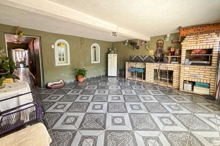 Casa para alugar com 200m², 2 quartos e 2 vagas Casa para alugar com 200m², 2 quartos e 2 vagasGaragem