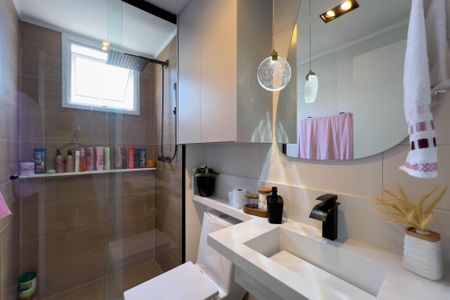 Apartamento à venda com 55m², 2 quartos e 1 vaga Apartamento à venda com 55m², 2 quartos e 1 vagaBanheiro da Suíte