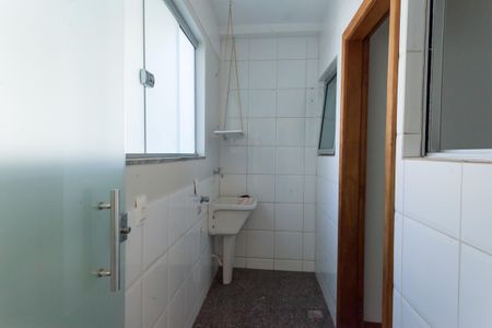 Apartamento para alugar com 120m², 3 quartos e 1 vagaÁrea de Serviço