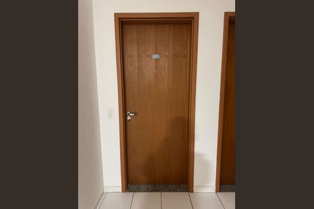 Foto 03 de apartamento à venda com 2 quartos, 46m² em Rio Pequeno, São Paulo