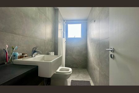 Apartamento à venda com 93m², 3 quartos e 2 vagas Apartamento à venda com 93m², 3 quartos e 2 vagasBanheiro