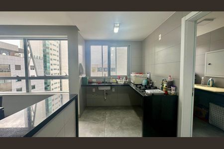 Apartamento à venda com 93m², 3 quartos e 2 vagas Apartamento à venda com 93m², 3 quartos e 2 vagasCozinha