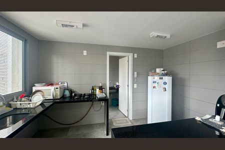 Apartamento à venda com 93m², 3 quartos e 2 vagas Apartamento à venda com 93m², 3 quartos e 2 vagasCozinha