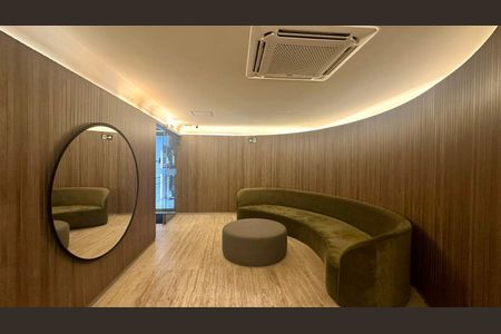 Apartamento à venda com 93m², 3 quartos e 2 vagas Apartamento à venda com 93m², 3 quartos e 2 vagasHall social