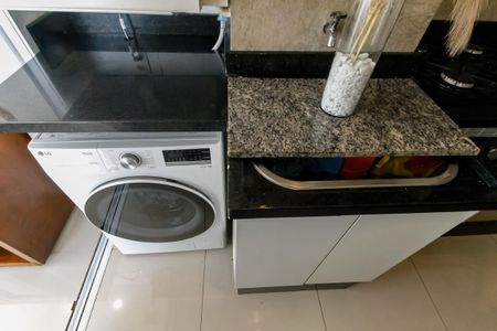 Apartamento à venda com 63m², 2 quartos e 1 vaga Apartamento à venda com 63m², 2 quartos e 1 vagaÁrea de Serviço