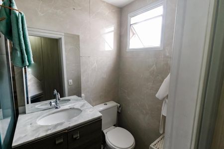 Apartamento à venda com 63m², 2 quartos e 1 vaga Apartamento à venda com 63m², 2 quartos e 1 vagaBanheiro da Suíte