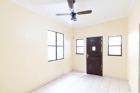 Sala de casa para alugar com 2 quartos, 130m² em Campo Grande, Rio de Janeiro