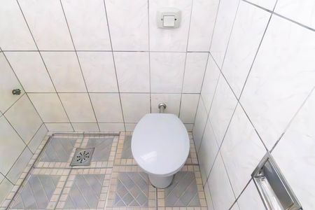 Casa para alugar com 130m², 2 quartos e 1 vagaBanheiro