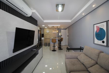 Sala de apartamento para alugar com 1 quarto, 55m² em Petrópolis, Porto Alegre