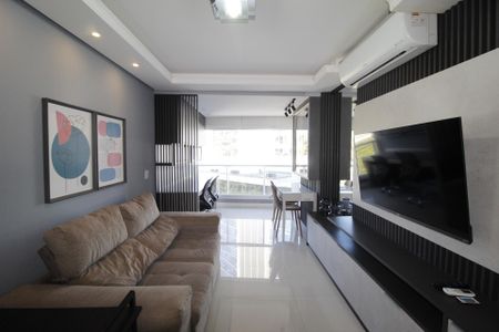 Sala de apartamento para alugar com 1 quarto, 55m² em Petrópolis, Porto Alegre