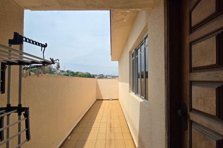 Casa à venda com 250m², 2 quartos e 2 vagas Casa à venda com 250m², 2 quartos e 2 vagasCorredor