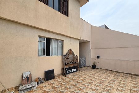 Casa à venda com 250m², 2 quartos e 2 vagas Casa à venda com 250m², 2 quartos e 2 vagasSacada