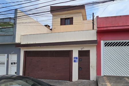 Casa à venda com 250m², 2 quartos e 2 vagas Casa à venda com 250m², 2 quartos e 2 vagasFachada