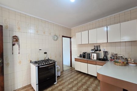 Casa à venda com 250m², 2 quartos e 2 vagas Casa à venda com 250m², 2 quartos e 2 vagasCozinha