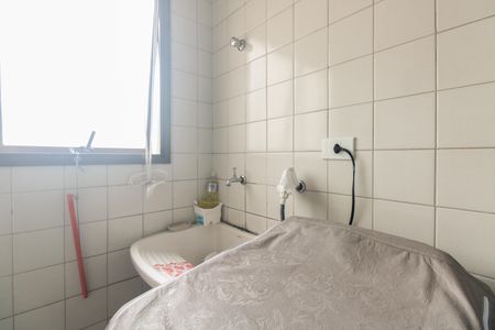 Apartamento à venda com 58m², 3 quartos e 1 vagaÁrea de Serviço 