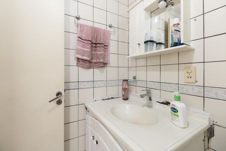 Apartamento à venda com 58m², 3 quartos e 1 vagaBanheiro 