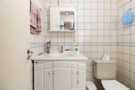 Apartamento à venda com 58m², 3 quartos e 1 vagaBanheiro 