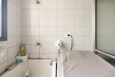 Apartamento à venda com 58m², 3 quartos e 1 vagaÁrea de Serviço 