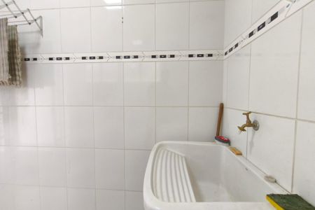 Casa de condomínio à venda com 334m², 4 quartos e 4 vagasÁrea de Serviço