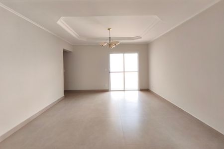 Casa de condomínio à venda com 334m², 4 quartos e 4 vagasSala de TV