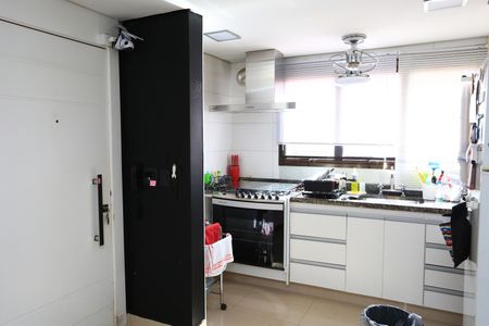 Apartamento à venda com 127m², 3 quartos e 2 vagasCozinha