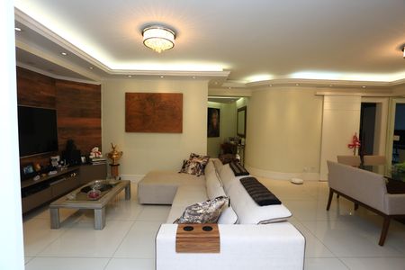Apartamento à venda com 127m², 3 quartos e 2 vagasEscritório