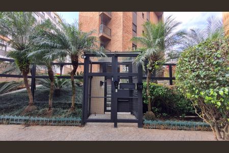 Apartamento à venda com 127m², 3 quartos e 2 vagasFachada