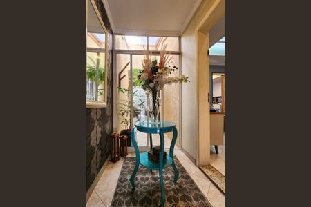 Casa à venda com 144m², 3 quartos e 2 vagasCorredor