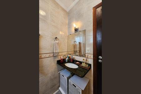 Casa à venda com 144m², 3 quartos e 2 vagasBanheiro Social