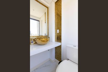 Apartamento para alugar com 180m², 3 quartos e 2 vagas Apartamento para alugar com 180m², 3 quartos e 2 vagasBanheiro de Serviço