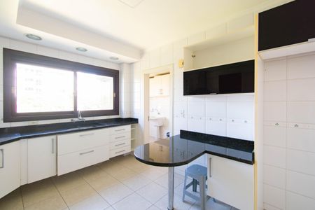Apartamento para alugar com 180m², 3 quartos e 2 vagas Apartamento para alugar com 180m², 3 quartos e 2 vagasCozinha