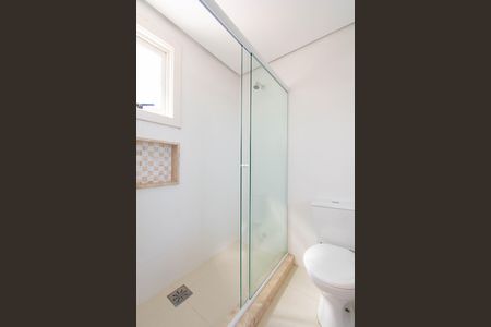 Apartamento para alugar com 180m², 3 quartos e 2 vagas Apartamento para alugar com 180m², 3 quartos e 2 vagasBanheiro da Suíte 1