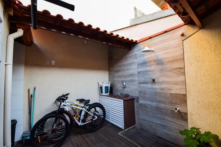 Casa à venda com 120m², 3 quartos e 1 vagaÁrea de Serviço