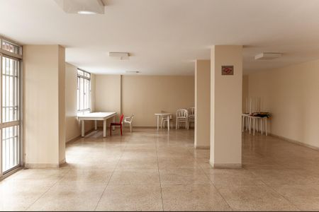 Apartamento à venda com 80m², 2 quartos e 1 vaga Apartamento à venda com 80m², 2 quartos e 1 vagaÁrea Comum - Salão de Festas