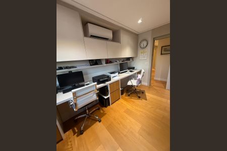 Apartamento à venda com 256m², 3 quartos e 4 vagasFoto 07