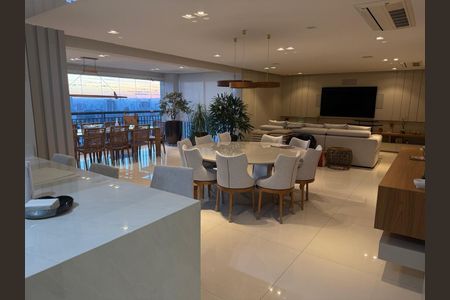 Apartamento à venda com 256m², 3 quartos e 4 vagasFoto 02