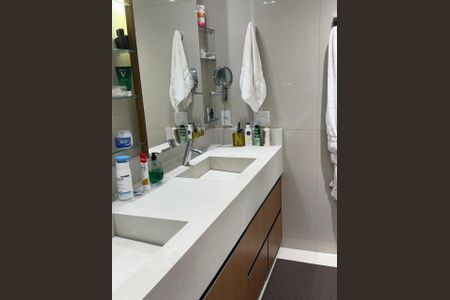Apartamento à venda com 256m², 3 quartos e 4 vagasFoto 11