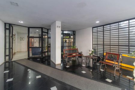 Apartamento para alugar com 68m², 2 quartos e sem vagaHall social