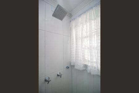 Apartamento para alugar com 69m², 2 quartos e sem vagaBanheiro