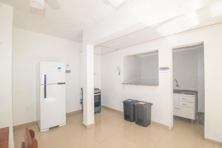 Apartamento para alugar com 69m², 2 quartos e sem vagaÁrea comum - Salão de festas