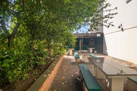 Apartamento para alugar com 69m², 2 quartos e sem vagaÁrea comum - Churrasqueira