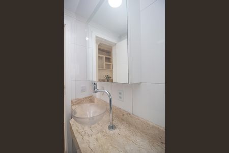 Apartamento para alugar com 69m², 2 quartos e sem vagaBanheiro