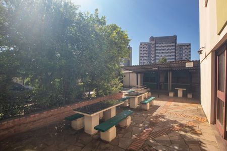 Apartamento para alugar com 69m², 2 quartos e sem vagaÁrea comum - Churrasqueira